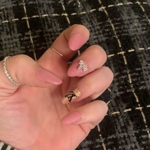 Meet your Posher, Ashley